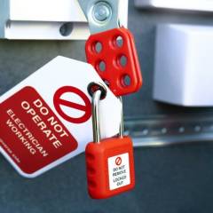 Martindale VIPDLOK138-S Lock Out Kit with Voltage Indicator and Proving Device